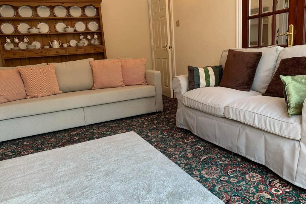 A Charming, Spacious 2 Bedroom Apartment In Lytham Lytham St Annes Eksteriør billede